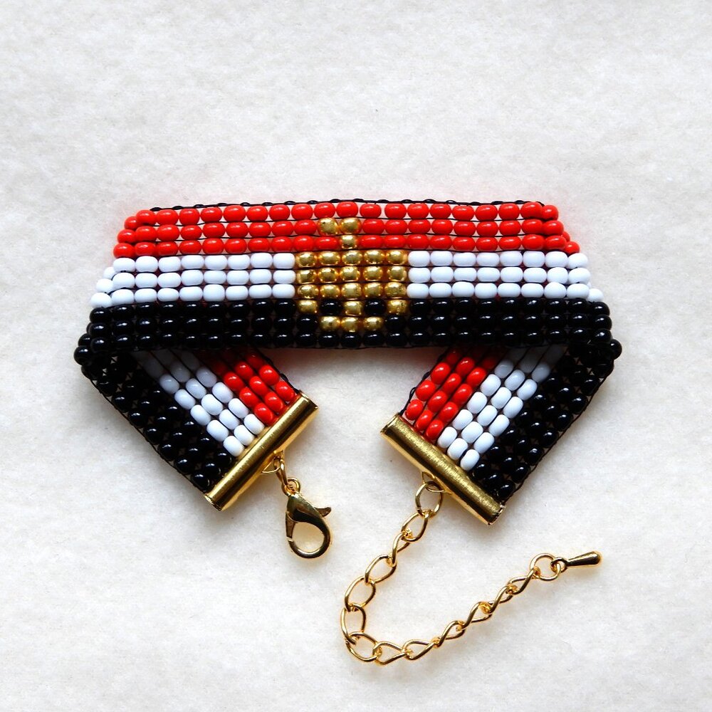 Egypt Egyptian flag bead bracelet, handmade, adjustable length, seed beads